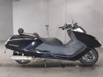 Yamaha MAGZAM 2005