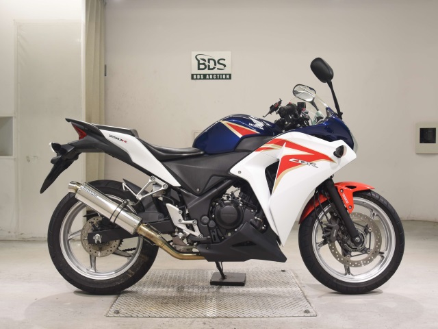 Honda CBR250RA 2011