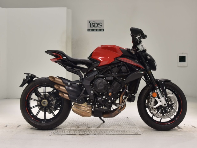 MV Agusta DS800ﾛｯｿ 2020