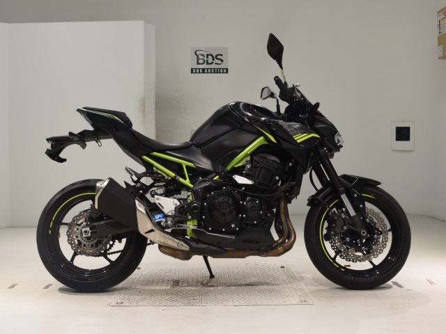 Kawasaki Z900 2021