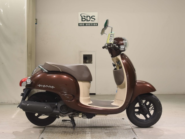 Honda GIORNO 2011