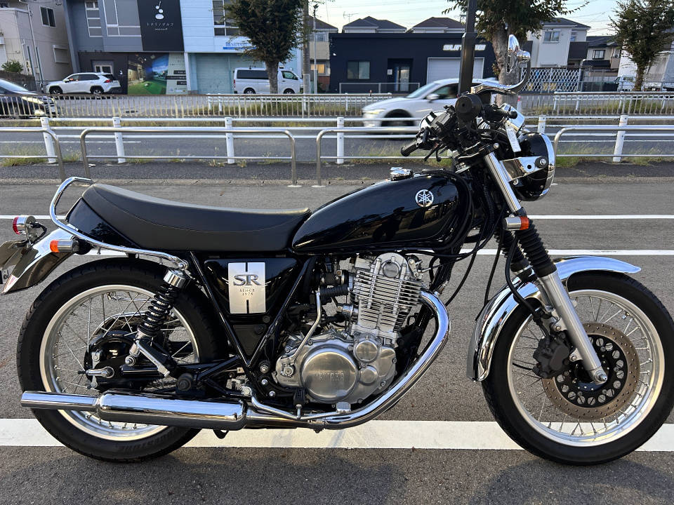 Yamaha SR400 2020
