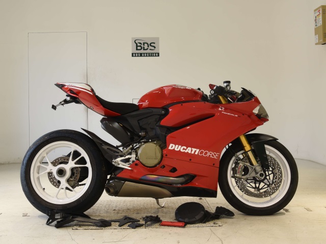 Ducati 1199 PANIGALE 2015