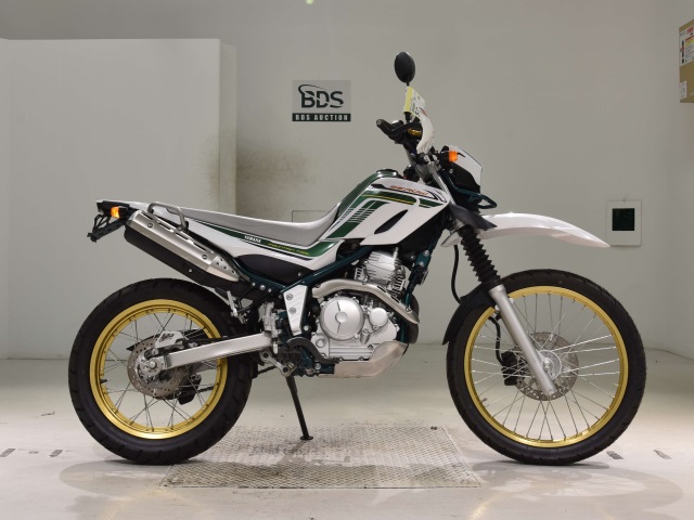 Yamaha SEROW XT250 2020