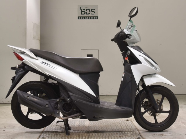 Suzuki ADDRESS V110
