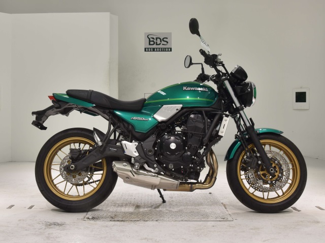 Kawasaki Z650RS 2022