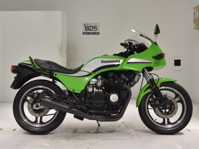 Kawasaki GPZ750 1983
