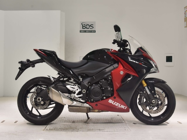 Suzuki GSX-S1000F 2015