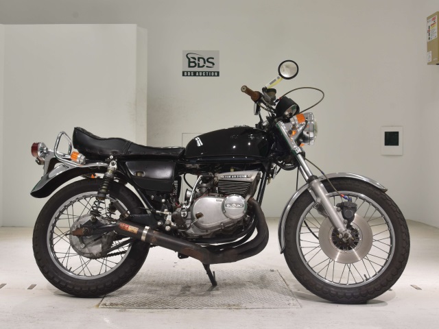 Suzuki GT380 1977
