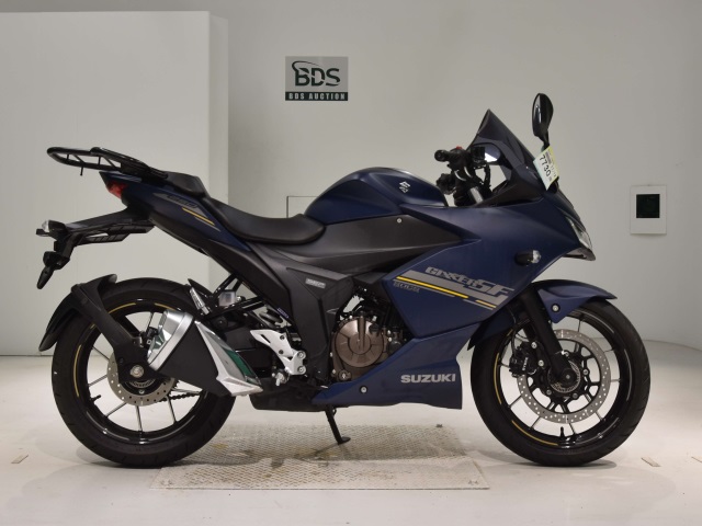 Suzuki GIXXER250SF