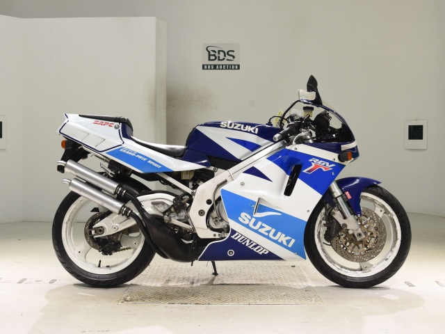 Suzuki RGV250