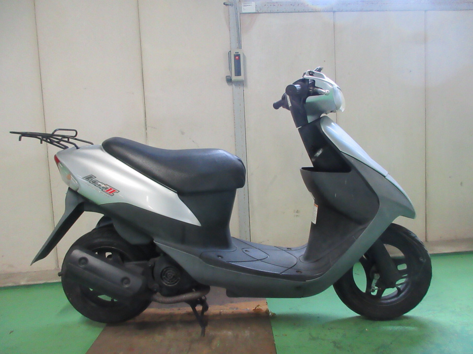 Suzuki LETS2