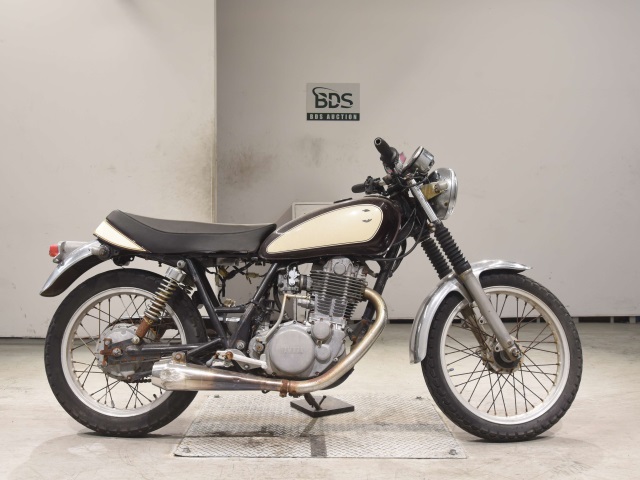 Yamaha SR400 1983