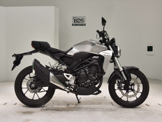 Honda CB250RA 2018