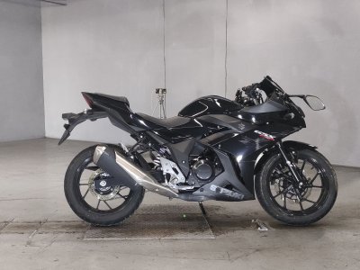 Suzuki GSX250R
