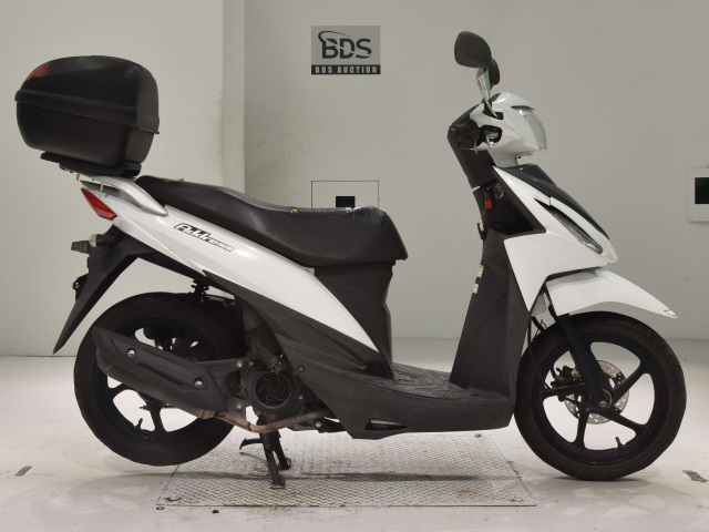 Suzuki ADDRESS V110
