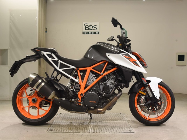 KTM 1290 SUPERDUKE R 2019