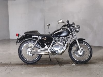 Suzuki ST250E