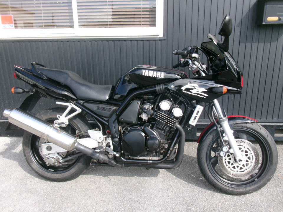 Yamaha FZS600 FAZER 2001