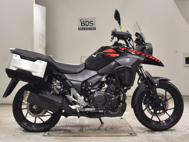 Suzuki V-STROM DL250