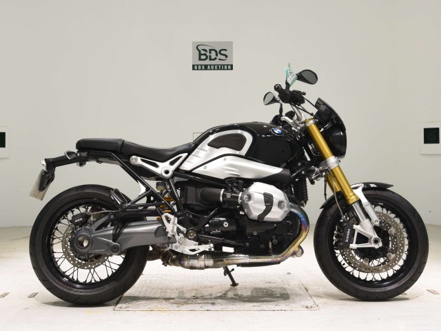 BMW R NINE T 2015