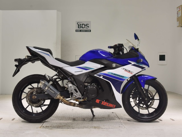 Suzuki GSX250R