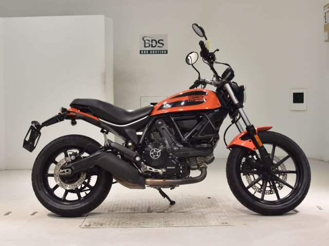 Ducati SCRAMBLER SIXTY2 2016