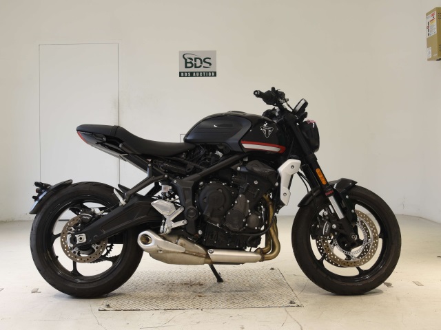 Triumph TRIDENT660 2024
