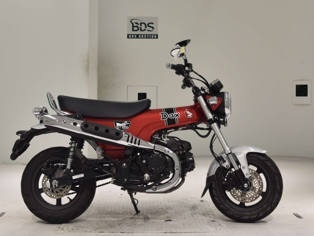 Honda DAX125 2022