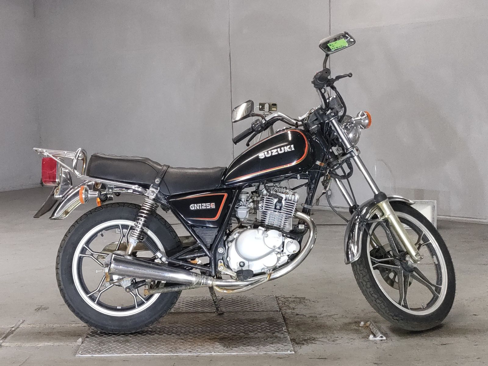 Suzuki GN125E
