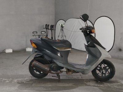 Suzuki LETS2