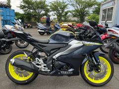 Yamaha YZF-R15 2023