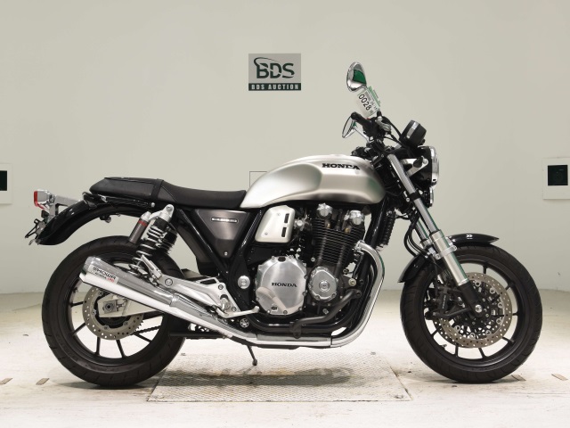 Honda CB1100RS 2021