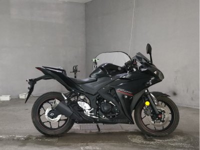 Yamaha YZF-R25 2018
