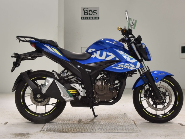 Suzuki GIXXER250