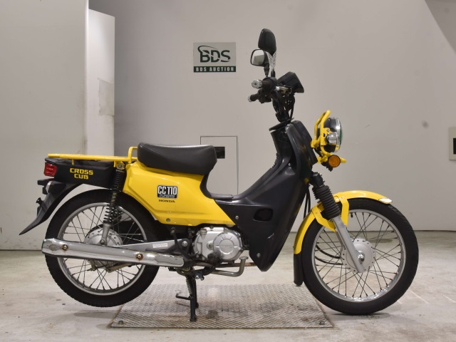 Honda CC110 CROSSCUB 2016