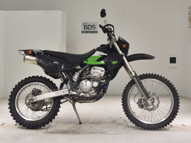 Kawasaki D-TRACKER250 2001