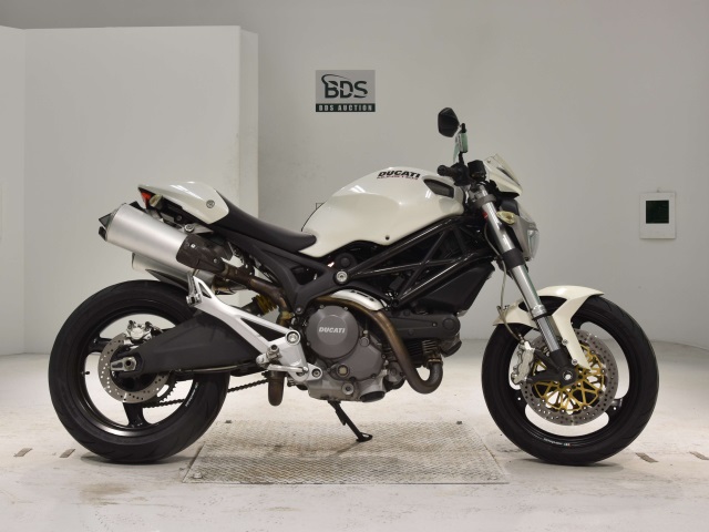 Ducati MONSTER 696 2008