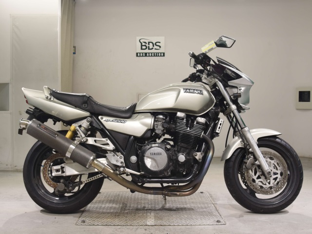 Yamaha XJR1200 1995