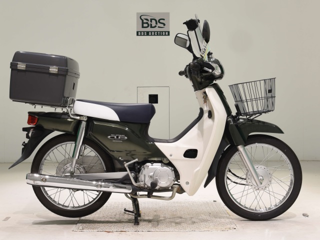 Honda C50 2012