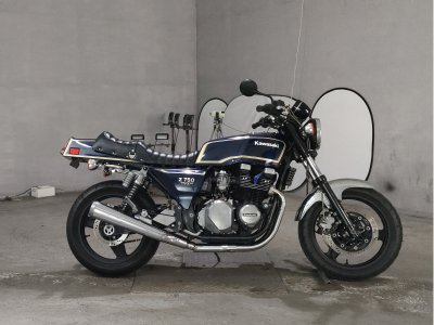 Kawasaki ZEPHYR750 2023