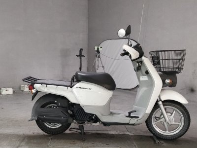 Honda CC50 CROSSCUB 2016