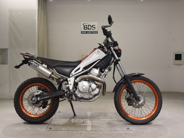 Yamaha TRICKER 2014