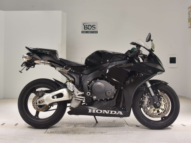 Honda CBR1000RR 2006