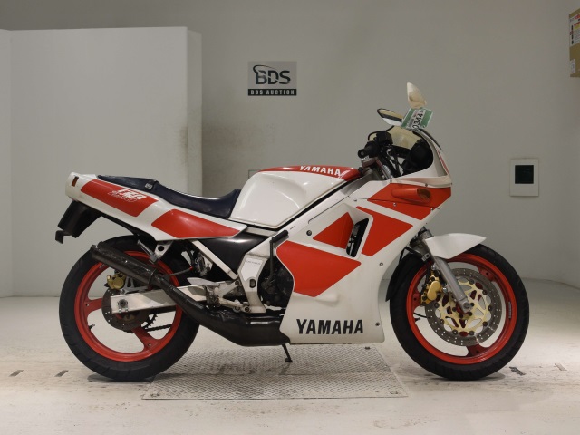 Yamaha TZR250