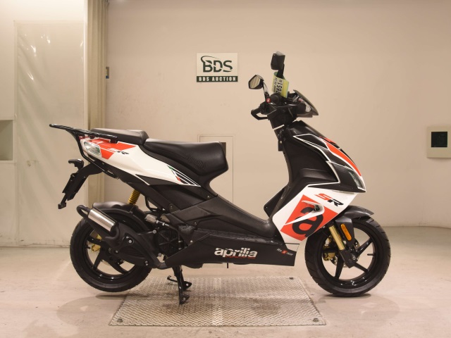 Aprilia sr50r 2019