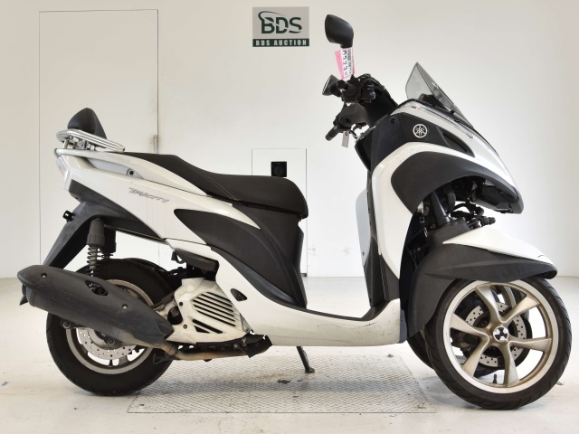 Yamaha TRICITY MW125 2015