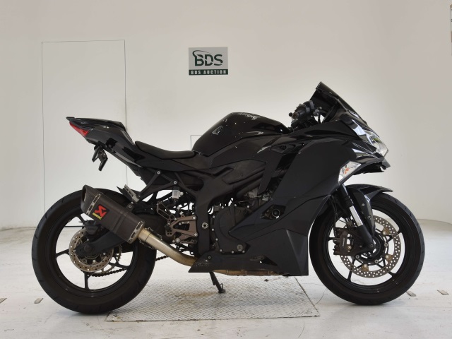Kawasaki NINJA ZX-25R 2021