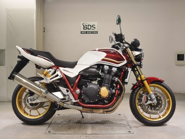 Honda CB1300SF 2023