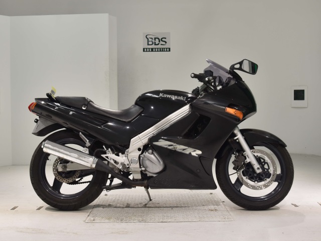 Kawasaki ZZ-R250 2005